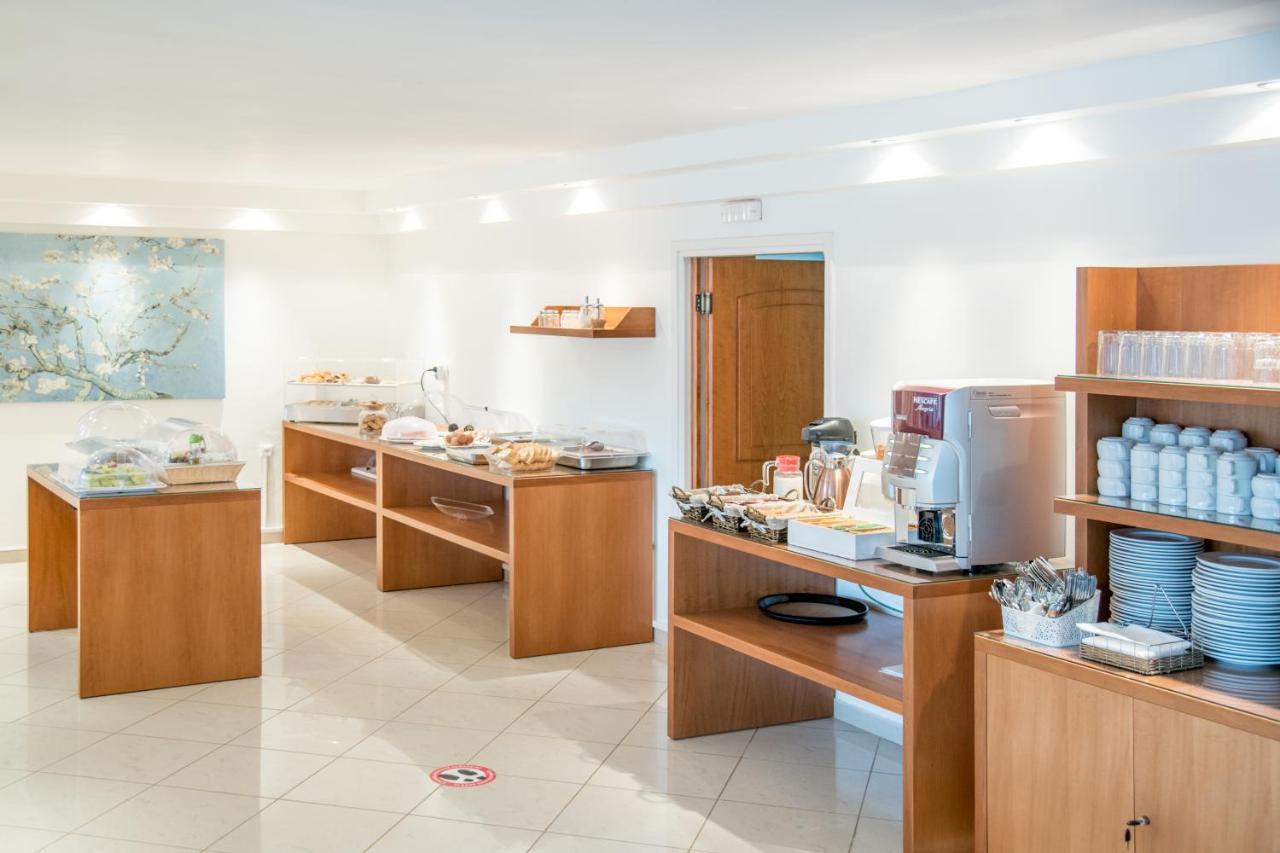 Hiona Holiday Hotel Палекастрон Екстер'єр фото